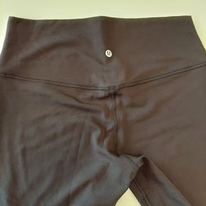 Lululemon 17" Align crop leggings